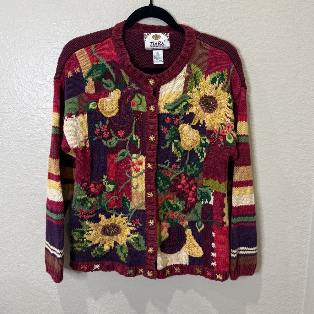 Tiara International Floral Cardigan Sweater Burgundy Patchwork S Cottagecore Art